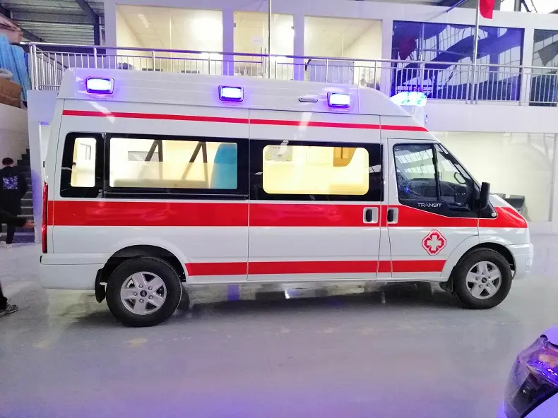 辛集市跨省救护车出租